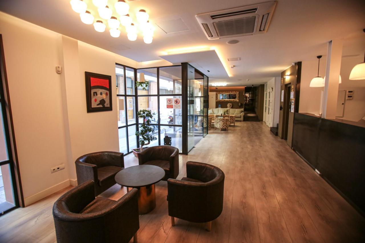 Gatell Hotel Vilanova i la Geltrú Exterior foto
